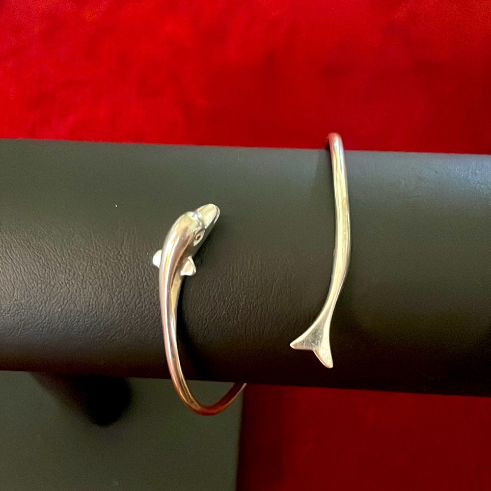 Silver Wrap Dolphin Bracelet NWOT